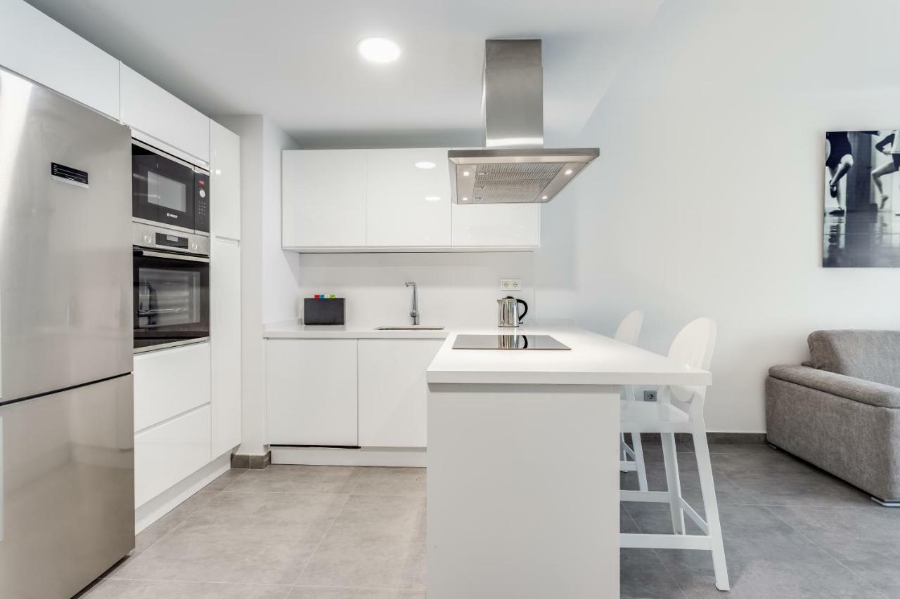 By Riva - Designer 1 Bedroom In The Centre Of Apartamento