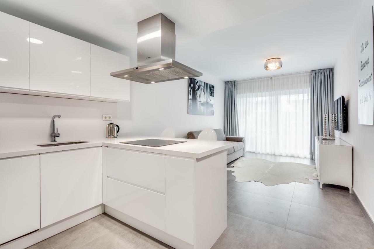 By Riva - Designer 1 Bedroom In The Centre Of Apartamento Marbella
