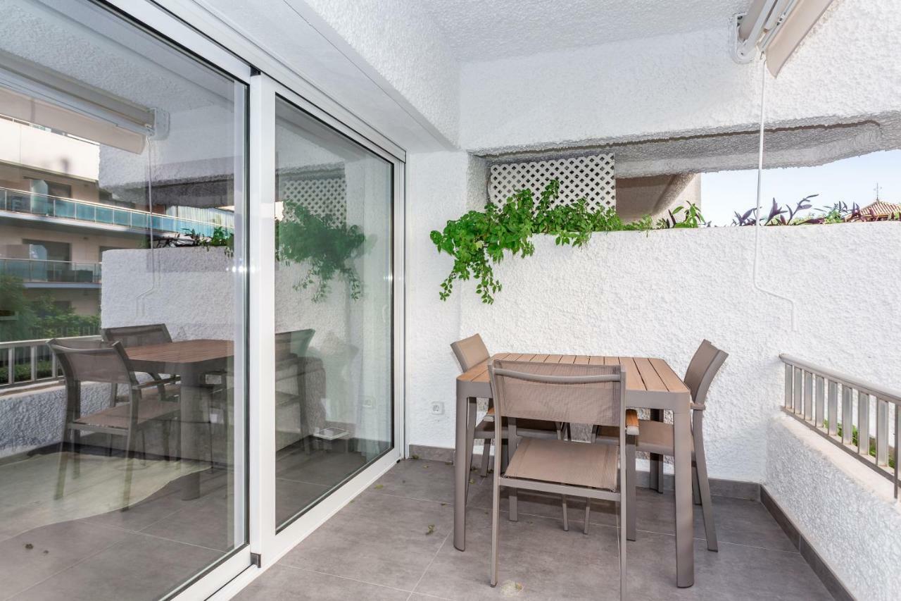 By Riva - Designer 1 Bedroom In The Centre Of Apartamento
